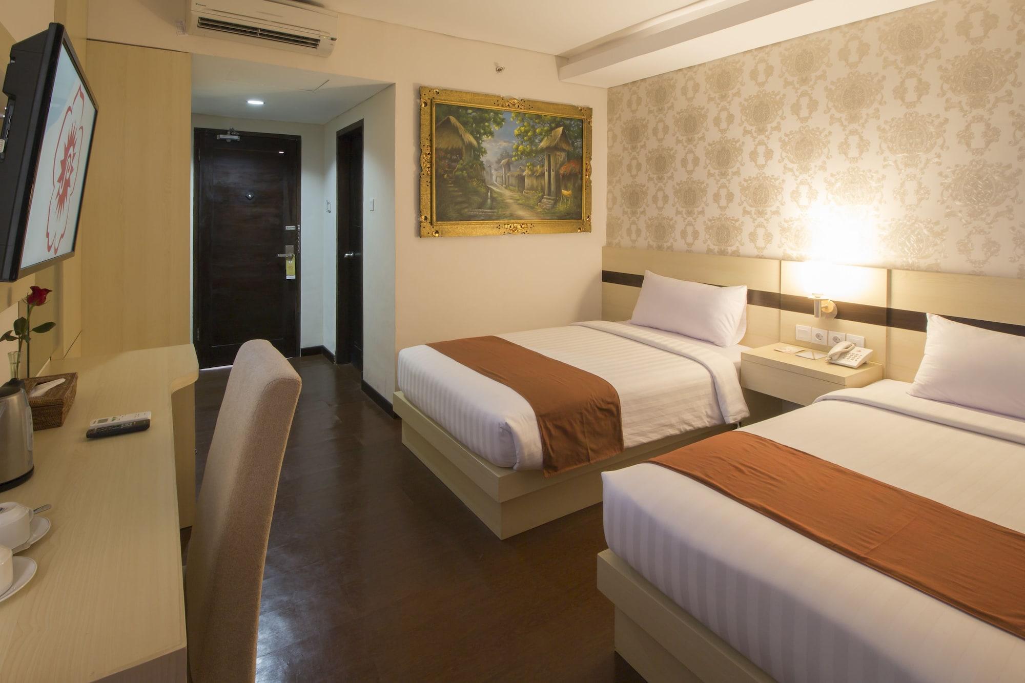 Hotel Grand Puri Saron Yogyakarta Exterior foto