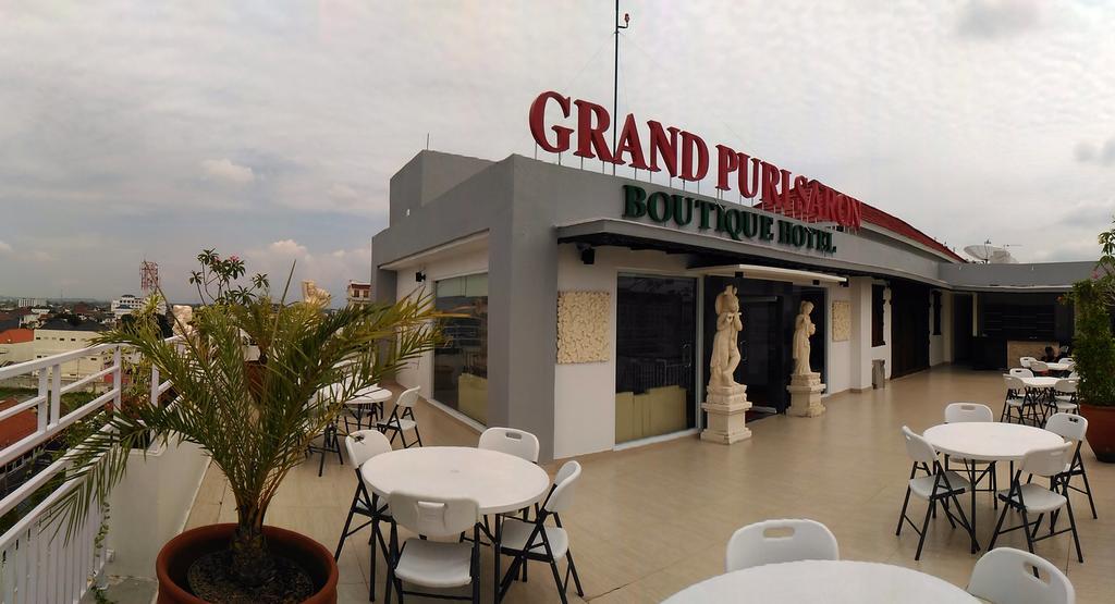 Hotel Grand Puri Saron Yogyakarta Exterior foto
